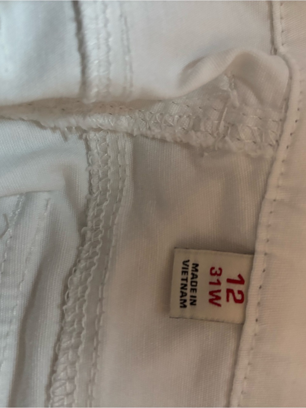 NWOT Supplies Casual Women's White Shorts with Pockets - Picture 4 of 4